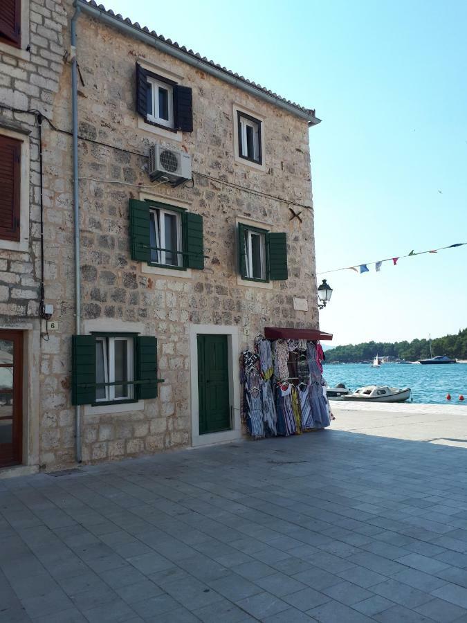 House At The Seafront Apartment Stari Grad  Exterior foto
