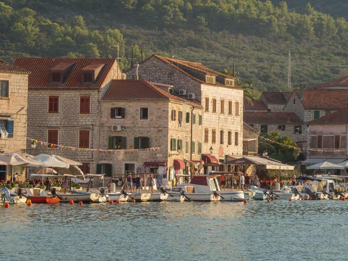 House At The Seafront Apartment Stari Grad  Exterior foto